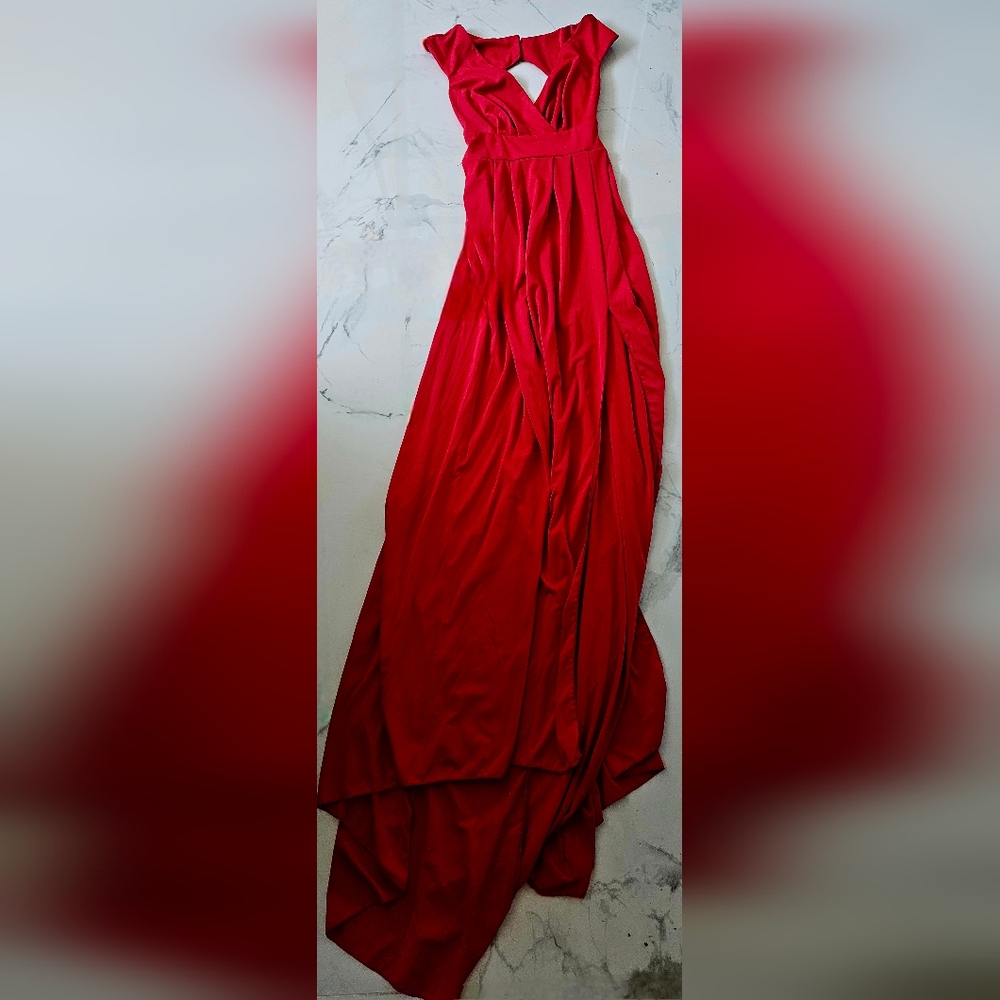 Elegant Red Maxi Dress